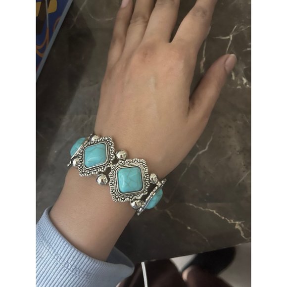 Chunky bracelet Vintage style statement turquoise blue silver  boho bracelet - Picture 4 of 6